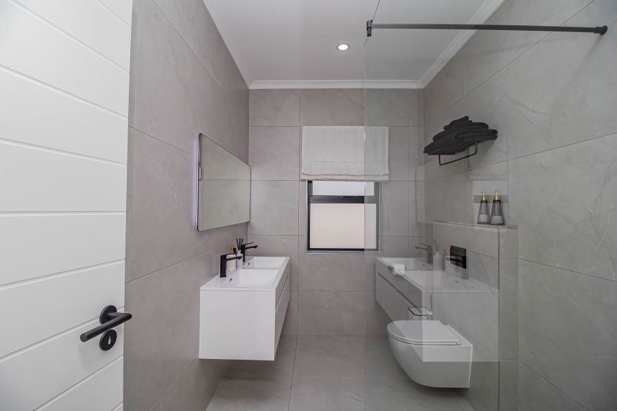4 Bedroom Property for Sale in Sandown Western Cape